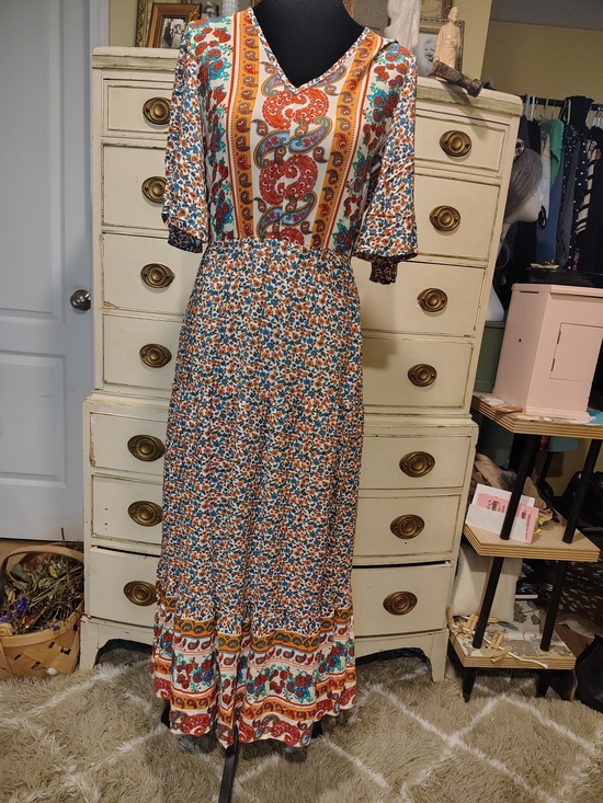 PrettyGarden Dresses & Skirts - Printed Bohemian V-Neck Maxi Dress in Orange, Red, Blue and Teal